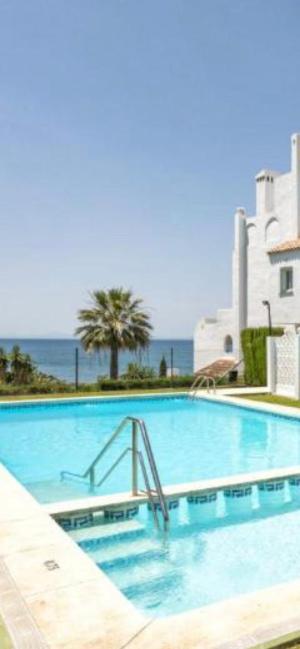 Playa Cristo Amazing Beach Terrace Appartment Estepona Exterior foto